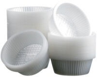 Boîte de 1000 (4 sachets de 250) caissettes en PS translucide pour baba modèle 1201 ø 8,3 hauteur 3,1 cm