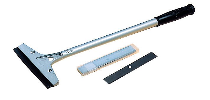 grattoir à manche 5 lames inox de 15 cm manche 40 cm