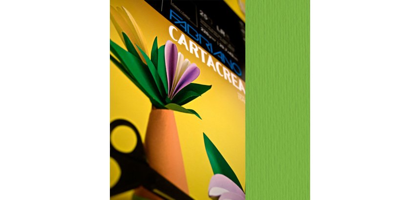 Cartoncino CartaCrea - 35 x 50 cm - 220 gr - verde 111 - Fabriano - blister 10 fogli