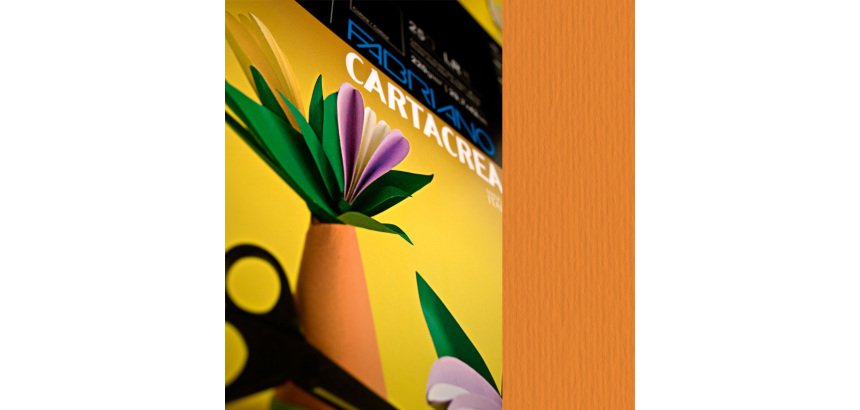 Cartoncino CartaCrea - 35 x 50 cm - 220 gr - arancio 108 - Fabriano - blister 10 fogli