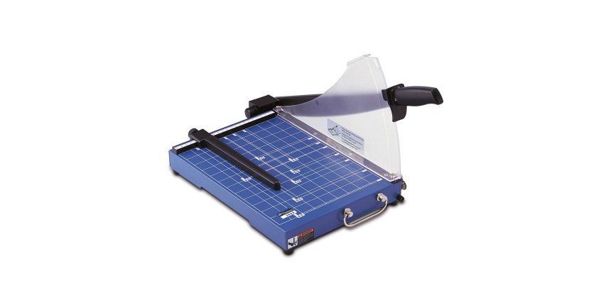 Taglierina a leva 3023 - con blocca lama - 38,5 x 40,5 x 41 cm - 310 mm (A4) - 20 fogli - blu - Titanium