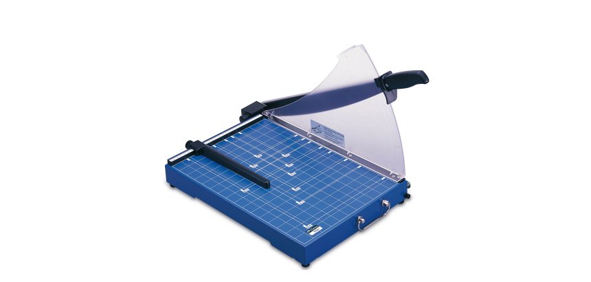 Taglierina a leva 3024 - con blocca lama - 33,5 x 48 x 41,5 cm - 392 mm (B4) - 20 fogli - blu - Titanium