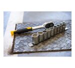 Cliquet 72 dents - 3/8" + 10 douilles - 11 pièces