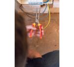 Pince à becs 1/2 ronds longs isolée 1000V - 200mm