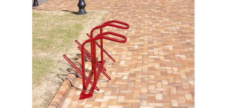 Range 4 vélos pour antivol U : roue avant et cadre