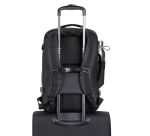 Mochila para portátil de viaje ECO impermeable negra 17.3 '' Rivacase