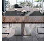 Xennon meeting table L.141 x D.140 cm with leather insert