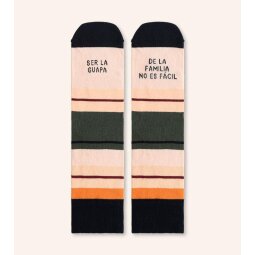 Calcetines "Ser la guapa de la familia no es fácil" talla 36-41
