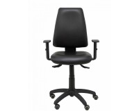 Silla Elche asincro similpiel negro con brazo regulable y ruedas de parqué