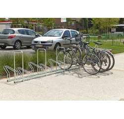 Râtelier 8 vélos avec 4 arceaux antivol