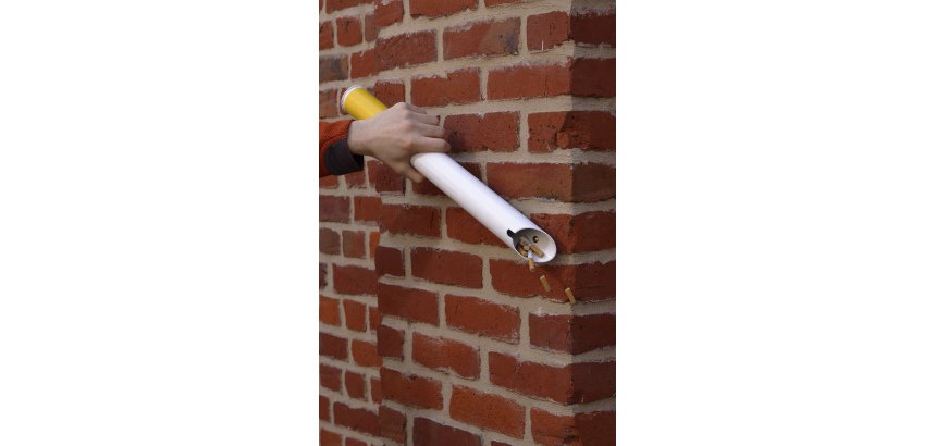 Cendrier mural simple pivotant