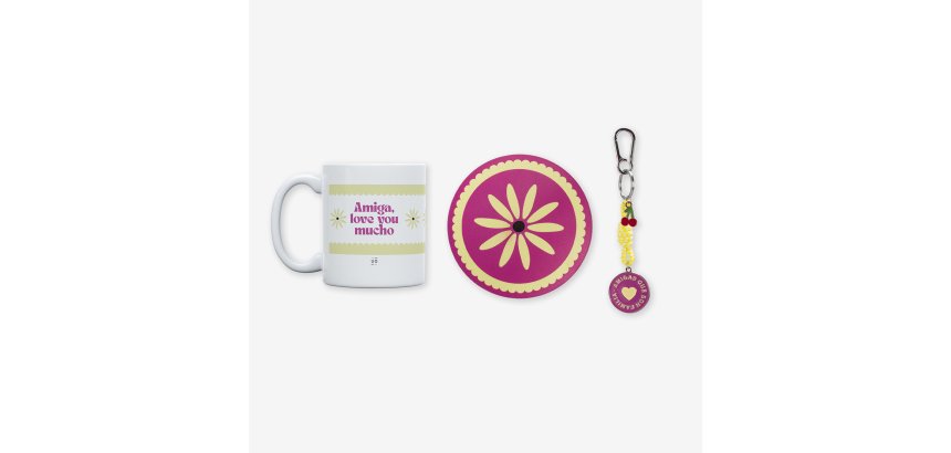 Kit Taza + Posavasos + Llavero "Amigas que son familia"