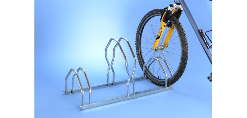 Râtelier 3 vélos sur 2 niveaux - Côte à côte finition zinguée
