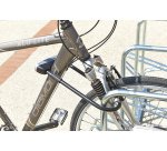 Range 8 vélos avec 4 arceaux antivol
