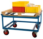 Rouleur de palettes surélevé 500 kg 1200 x 800 mm