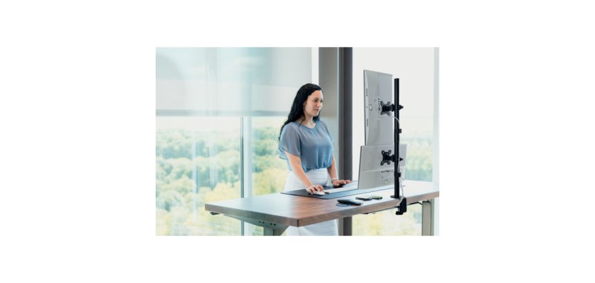 Brazo vertical para dos monitores