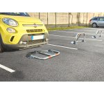 Barrière de parking 3 pieds « spécial macadam »