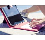 Funda Universal + Teclado (9 - 10.4) Cable Micro USB/C roja/blanca