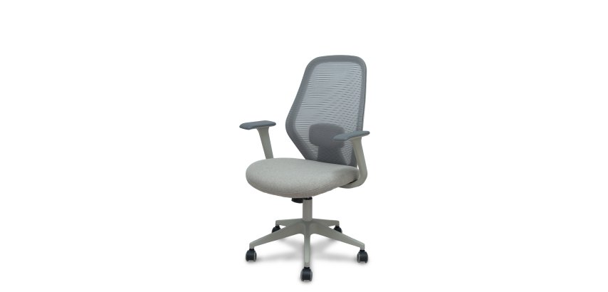 Silla operativa con respaldo de malla y brazos fijos. - Gris claro