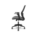 Chaise de bureau- Ergo529, dossier en maille noire, assise en tissu gris, piètement pyramidal, roulettes en nylon