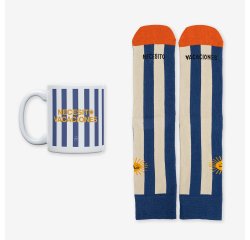 Kit Taza + Calcetines "Necesito vacaciones" talla 42-46