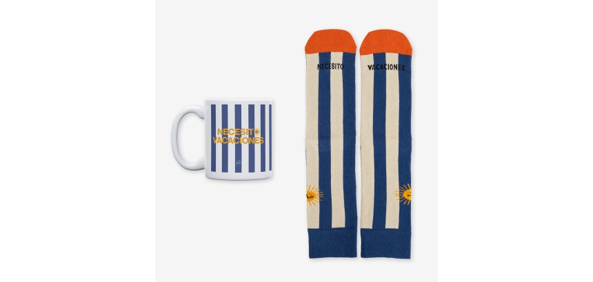 Kit Taza + Calcetines "Necesito vacaciones" talla 42-46