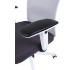Chaise de bureau ergonomique NICO tissu et maille, avec accoudoirs 3D, appuie-tête, mécanisme synchrone + réglage profondeur d'assise, pieds blancs