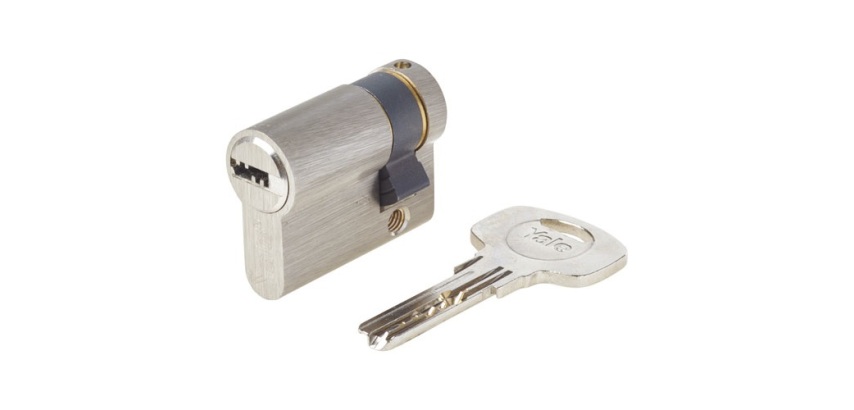 Demi-cylindre - Série 1000+ - 30x10 mm nickelé - 6 goupilles - anti-perçage