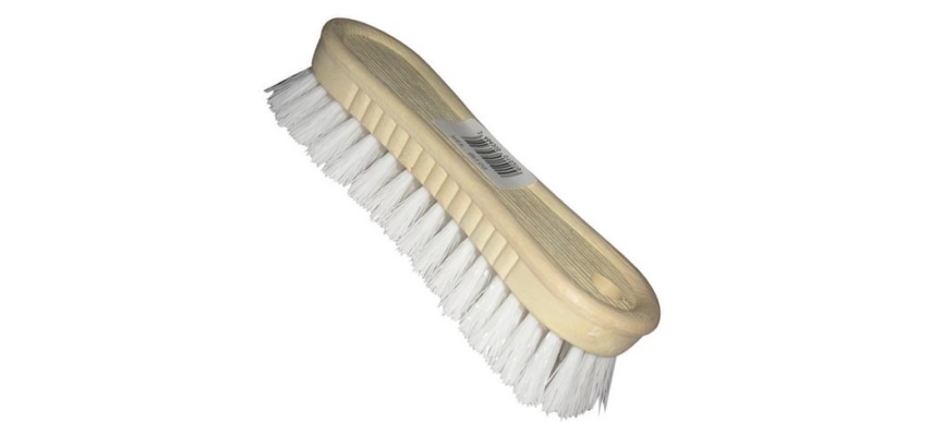Brosse à main - à laver - nylon - 17.7 cm