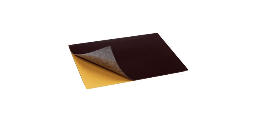 Plaque magnétique autocollante - 100 x 85 mm