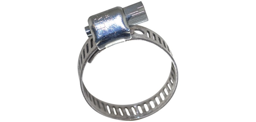 Assortiment de 6 colliers bande ajourtée acier