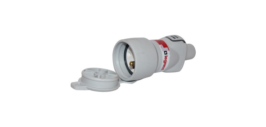 Fiche Plexo étanche 16 A  femelle avec volet protection