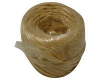 Raphia synthetique beige pelote 100gr 40m env. cavalier