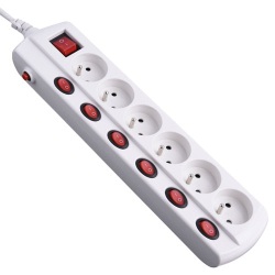 Bloc multiprises 6 prises 2P+T - avec interrupteur déporté  - L : 1.5 m - b