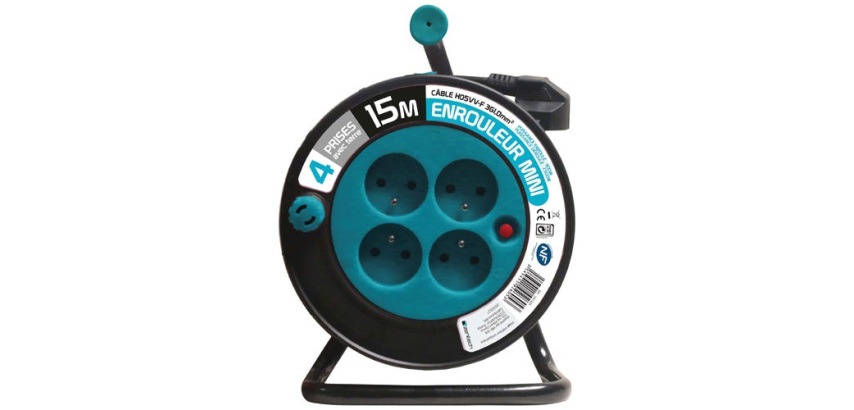 Enrouleur ménager - 15 m - 3G1.5 mm² - 4 prises -  bleu