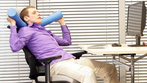 Ergonomie: hoe stelt u uw beeldscherm in?