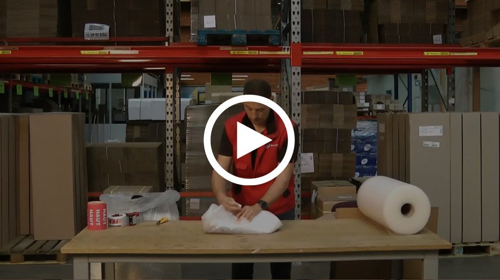 Video tutorial on how to safely pack a fragile item