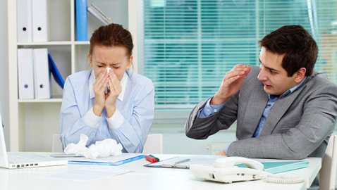 6 astuces pour combattre les microbes au bureau !