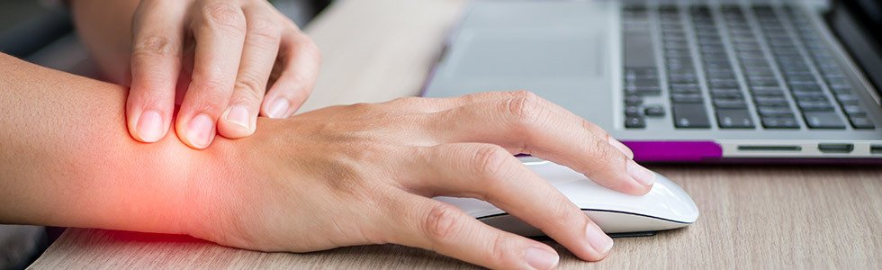 Welke ergonomische accessoires kiezen voor het werk? 