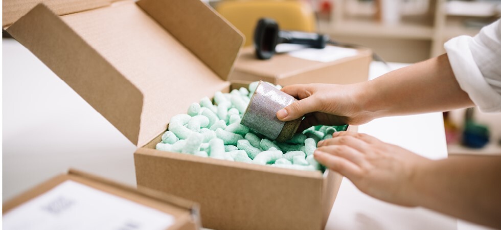 Guía de compra para elegir la mejor máquina de relleno y protección de embalajes