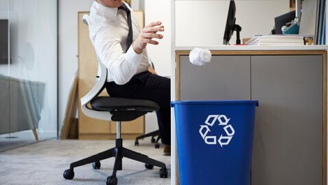 Oficina Eco-Consciente: Gestión Sostenible de Residuos | Bruneau